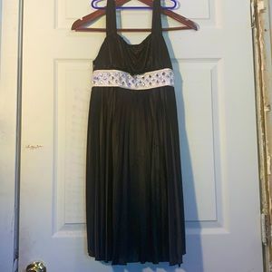 Black mymichelle gown for girls. Size: 14